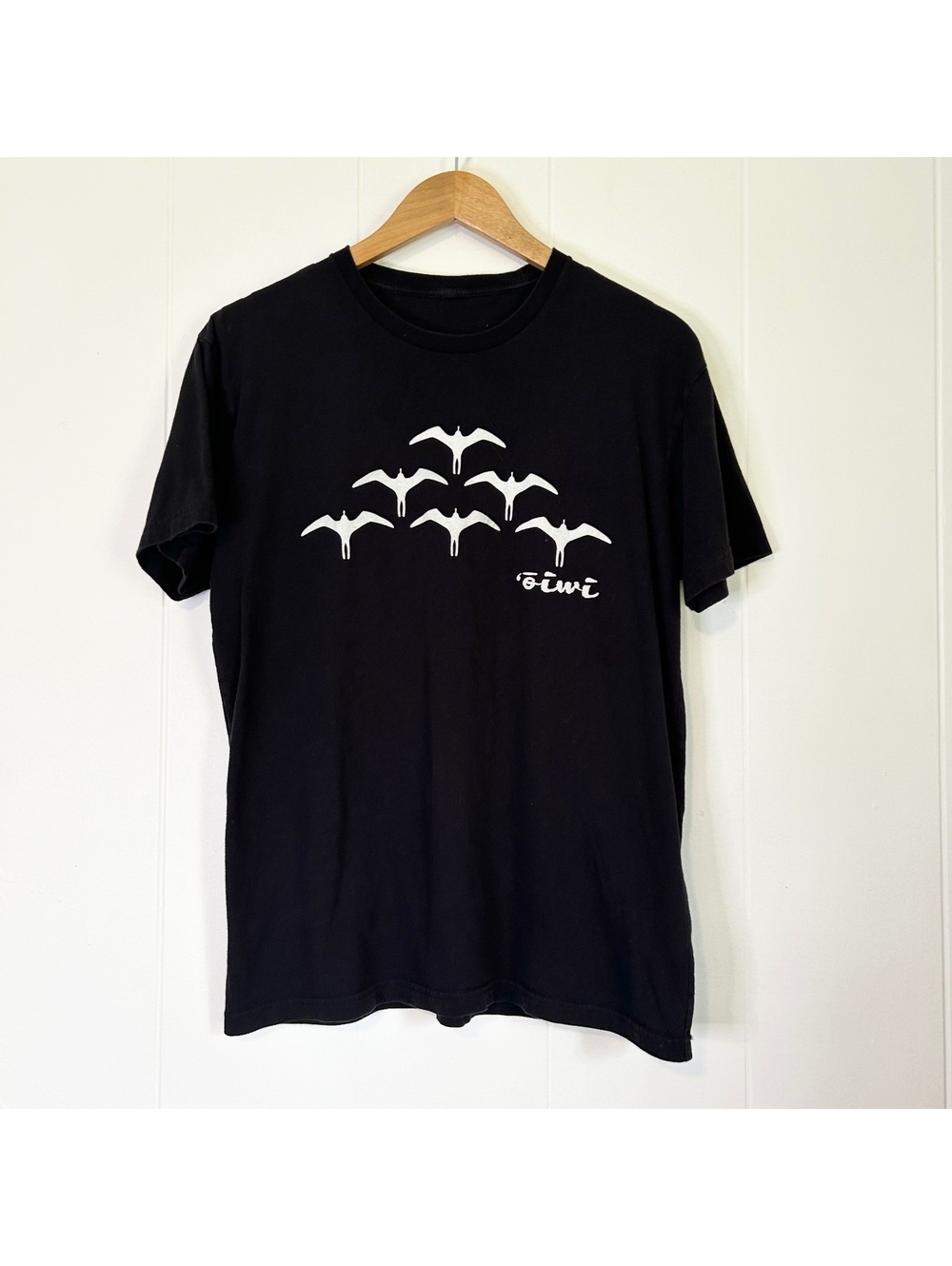 Black Hawaii Hawaiian Print Oiwi Bird Graphic Short Sleeve T-shirt Women's Large